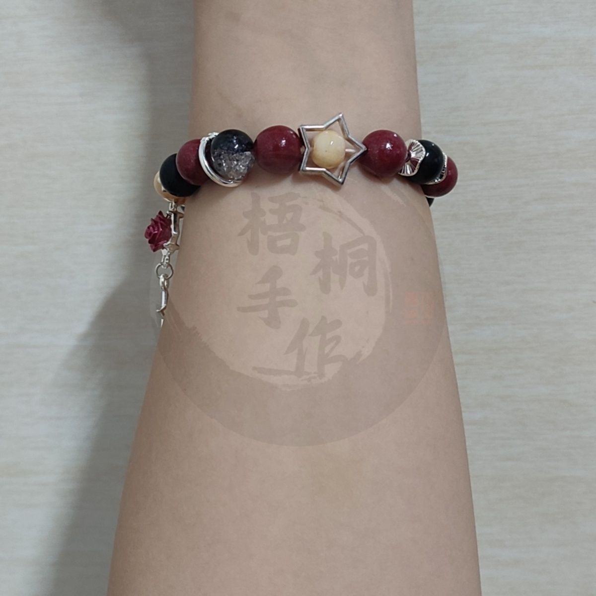 Bracelet de cirque Anime The F - Cosplay Anime Female Characters avis et prix